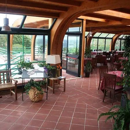 מלון Costa Tiziana Hotel Village
