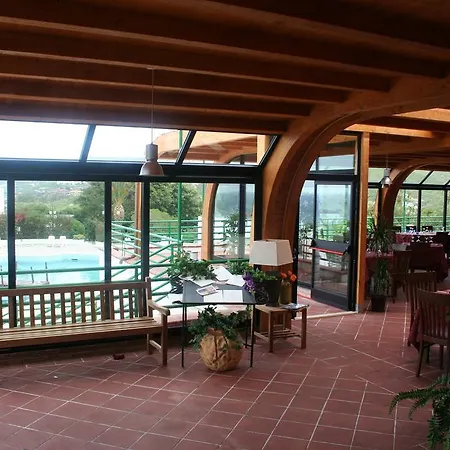 Costa Tiziana Hotel Village 4* קרוטונה