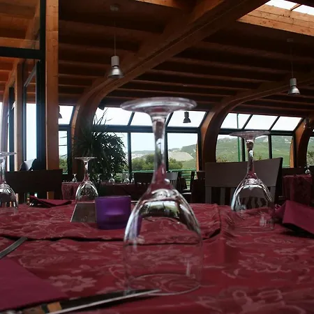 Costa Tiziana Hotel Village מלון קרוטונה